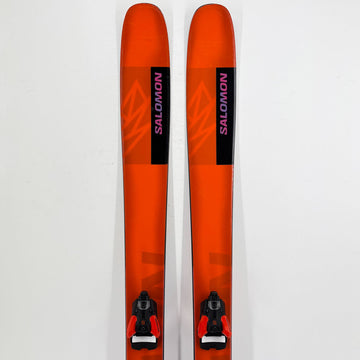 2025 Salomon QST 106 w/ Salomon Strive 14 MN Bindings