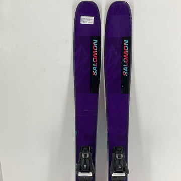 2025 Salomon QST 98 w/ Salomon Strive 13 Demo Bindings