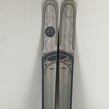 Cardiff SNOWcraft Powgoda Skis
