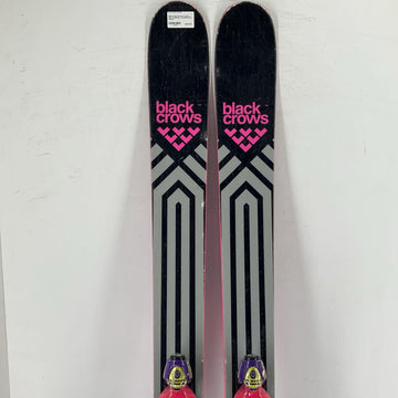 Black Crows Corvus w/ Look Pivot 15 Bindings