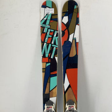 2015 4FRNT Madonna w/ Marker Squire 11 Bindings