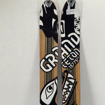 Dynastar Grand Teton w/ Dynafit ST 10 AT Bindings w/ Dynafit Climbing Skins