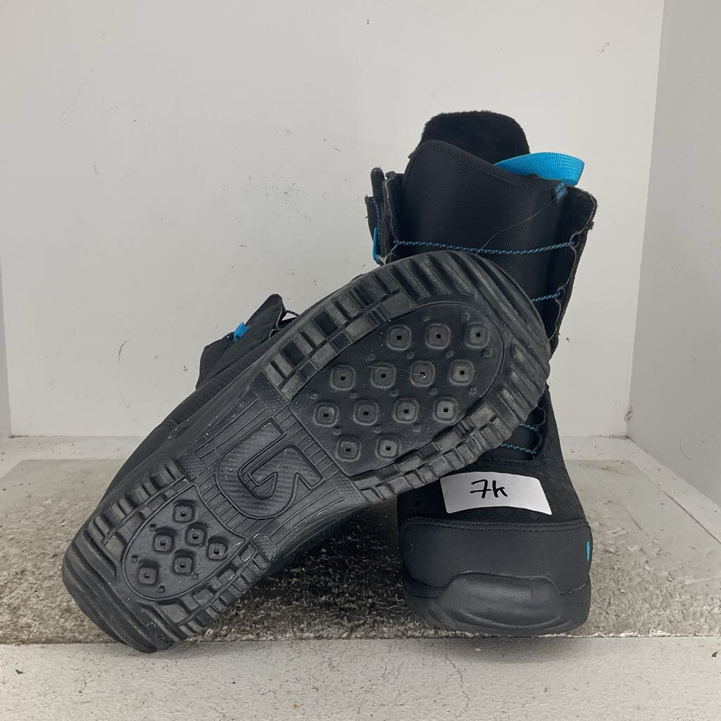 Burton Concord Smalls – Lone Pine Gear Exchange