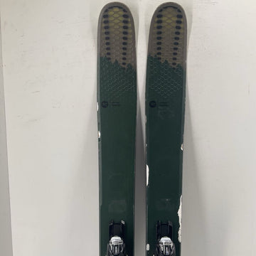 Rossignol Super 7 w/ Look SPX 12 Bindings