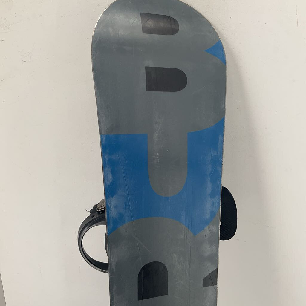 Burton Clash w/ Burton EST Bindings – Lone Pine Gear Exchange