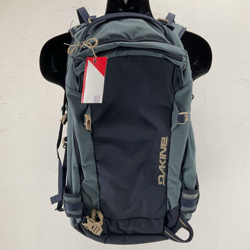 Dakine Poacher