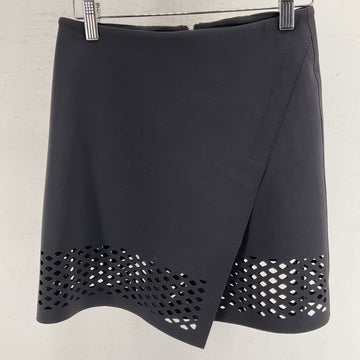 Lululemon Women's Skirt