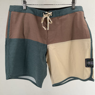 Picture Organic Men's Andy 17" Board Shorts