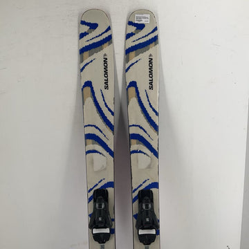 2026 Salomon QST 106 w/ Salomon Strive 13 Demo Bindings