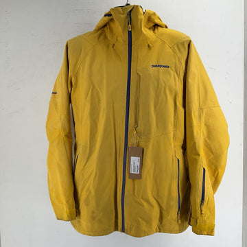 Patagonia Women's Gore-Tex Hardshell Jacket *stains*