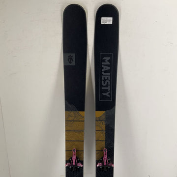 2025 Majesty Supernova Carbon w/ ATK Freeraider 15 Evo Bindings w/ Big Sky Mountain Products Climbing Skins