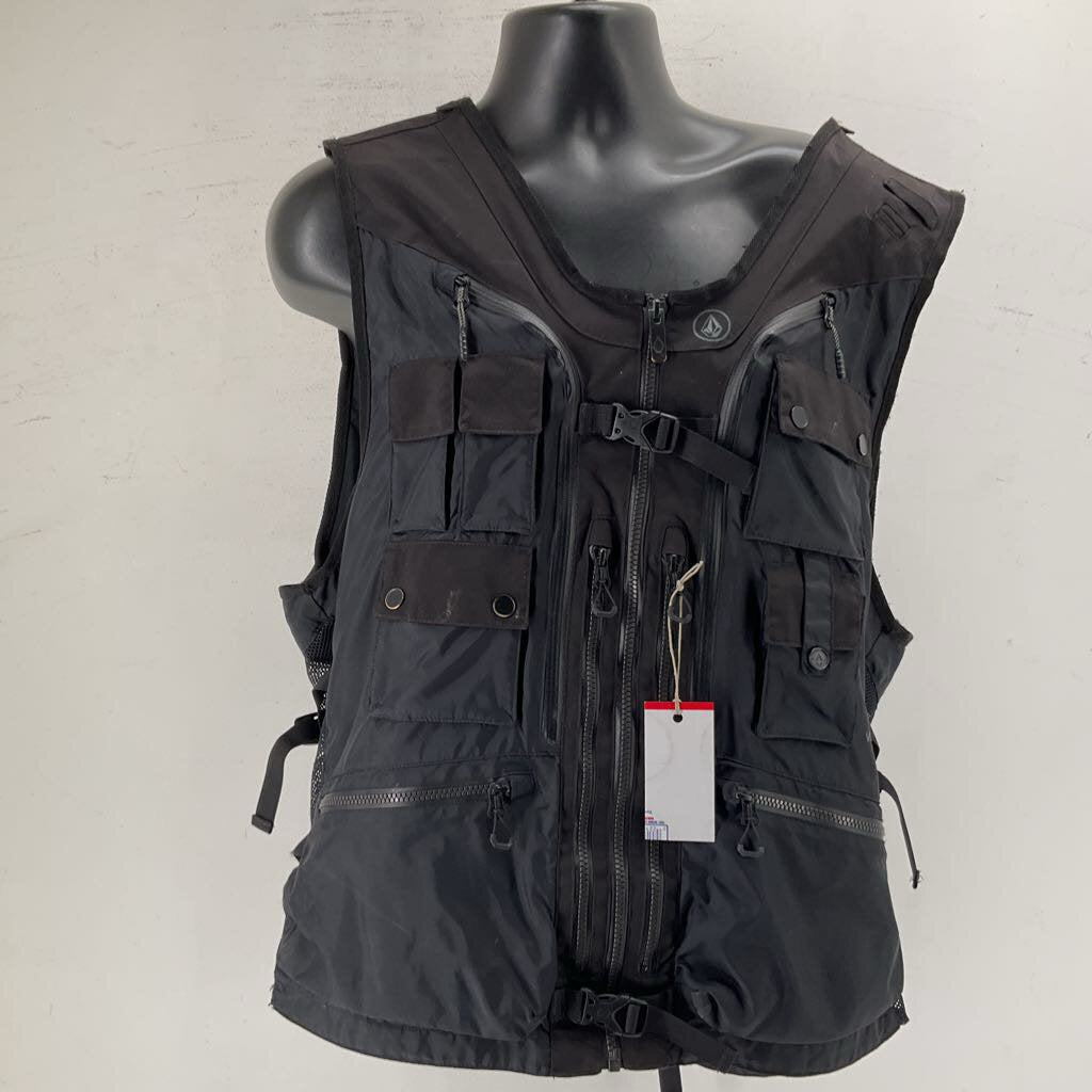 Volcom Iguchi Slack Vest – Lone Pine Gear Exchange Volcom Iguchi Slack Vest – Lone Pine Gear Exchange