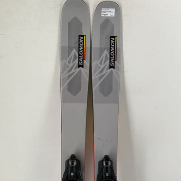 2022 Salomon QST 106 w/ Salomon Strive 14 MNC Bindings