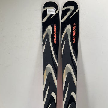 2027 Salomon QST 94 w/ Salomon Strive 16 MN Bindings