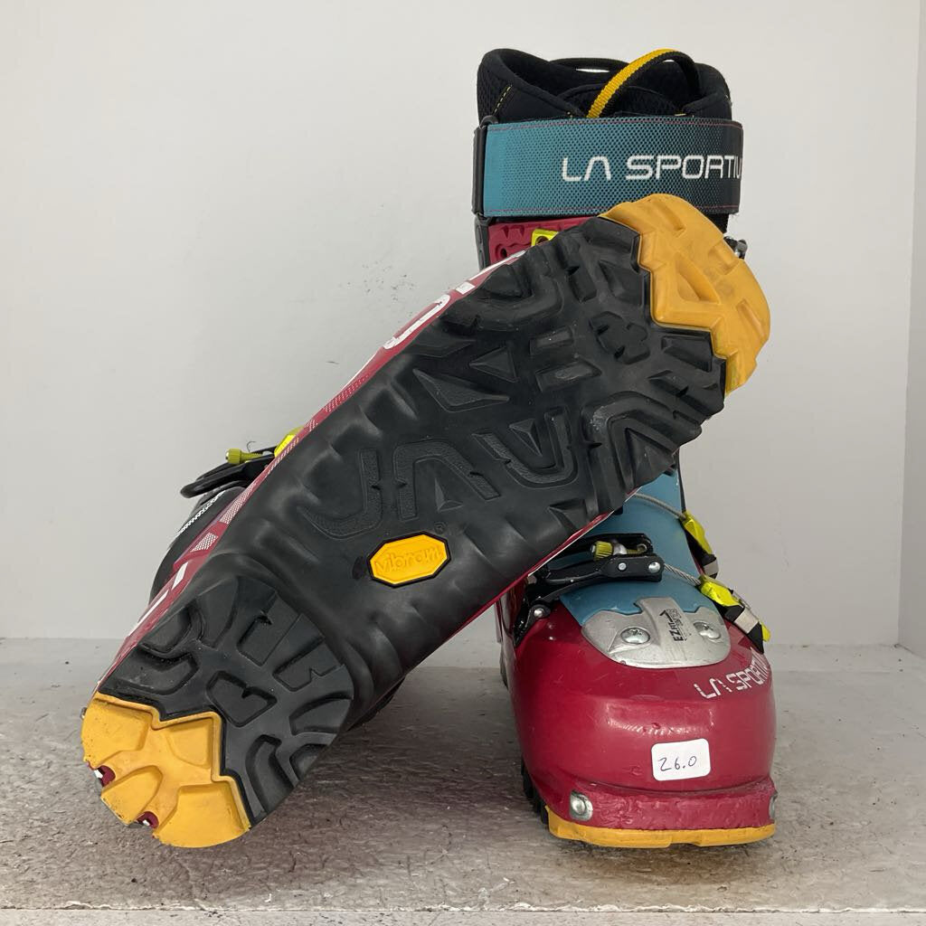 2018 La Sportiva Women s Sparkle 2.0 A T Ski Boots